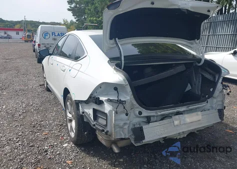 2024 Honda Accord Lx z USA, uszkodzony, nr VIN 1HGCY1F22RA073352